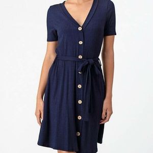 Ribbed navy dress
